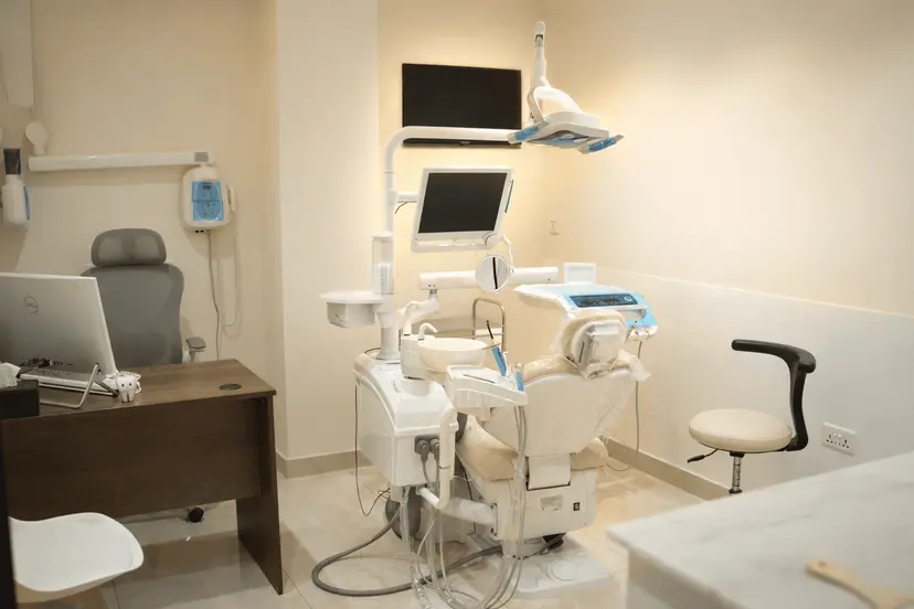 Dental treatment room at Dr. Namshi's clinic